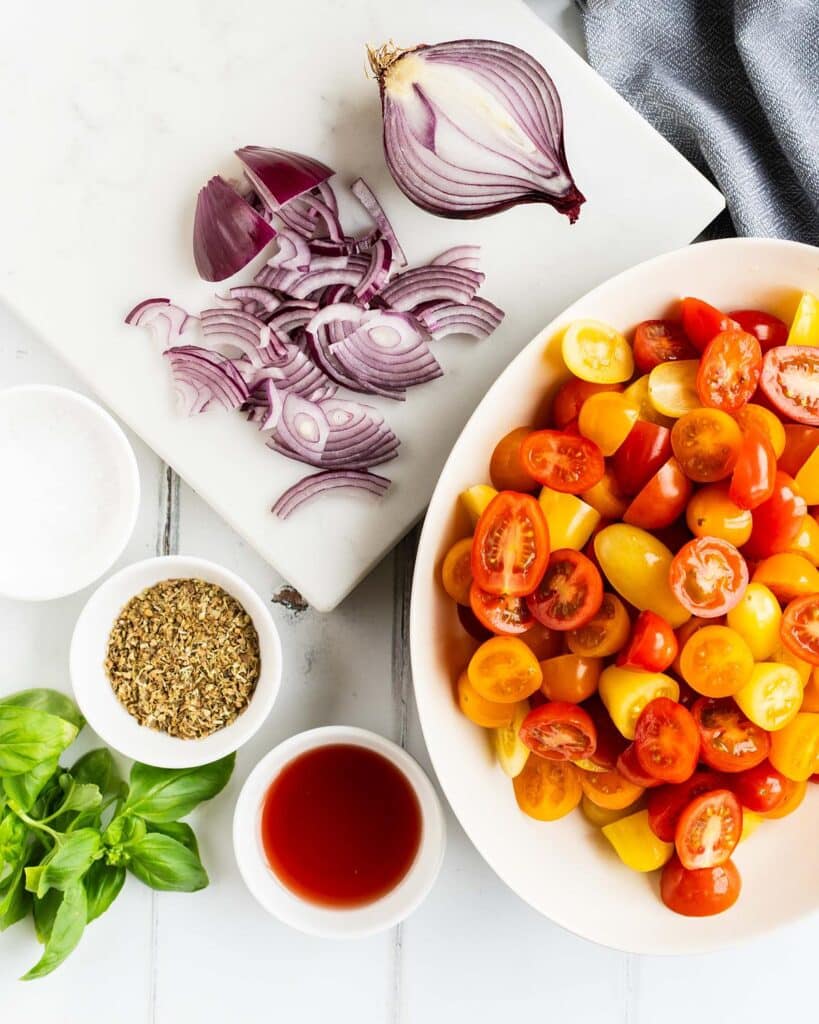 And thinly slice the onion before combining everything in a bowl. Recipe by jaz kitchen